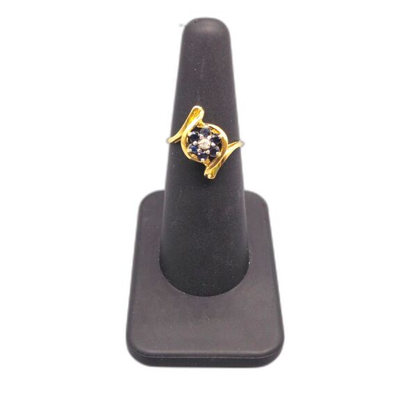 14KT YELLOW GOLD 2.70G DIAMOND & SAPPHIRE RING SIZE 7 (144546-3)
